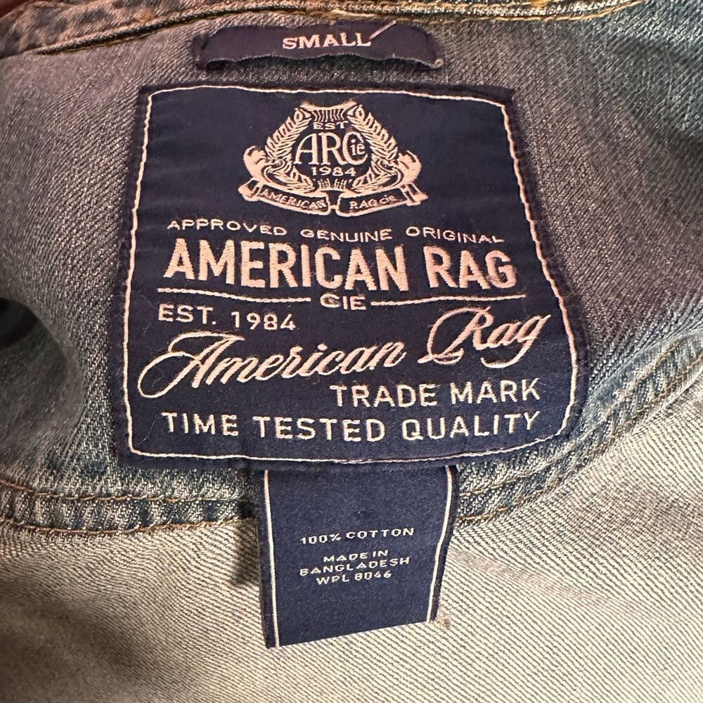American Rag Denim Jacket Size Small - Picture 3 of 3